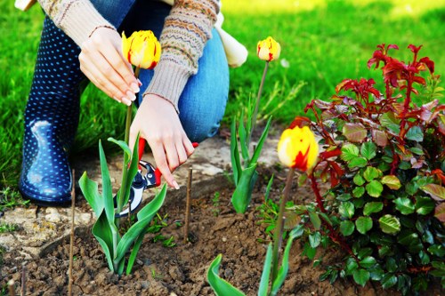 Booking process and service agreement for gardeners